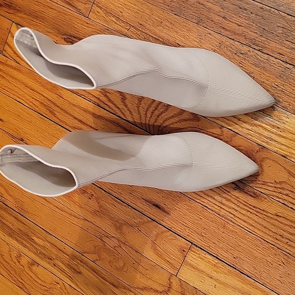 Zara Sock Bootie EUC Size 39 or 8.5 US size - Picture 3 of 10